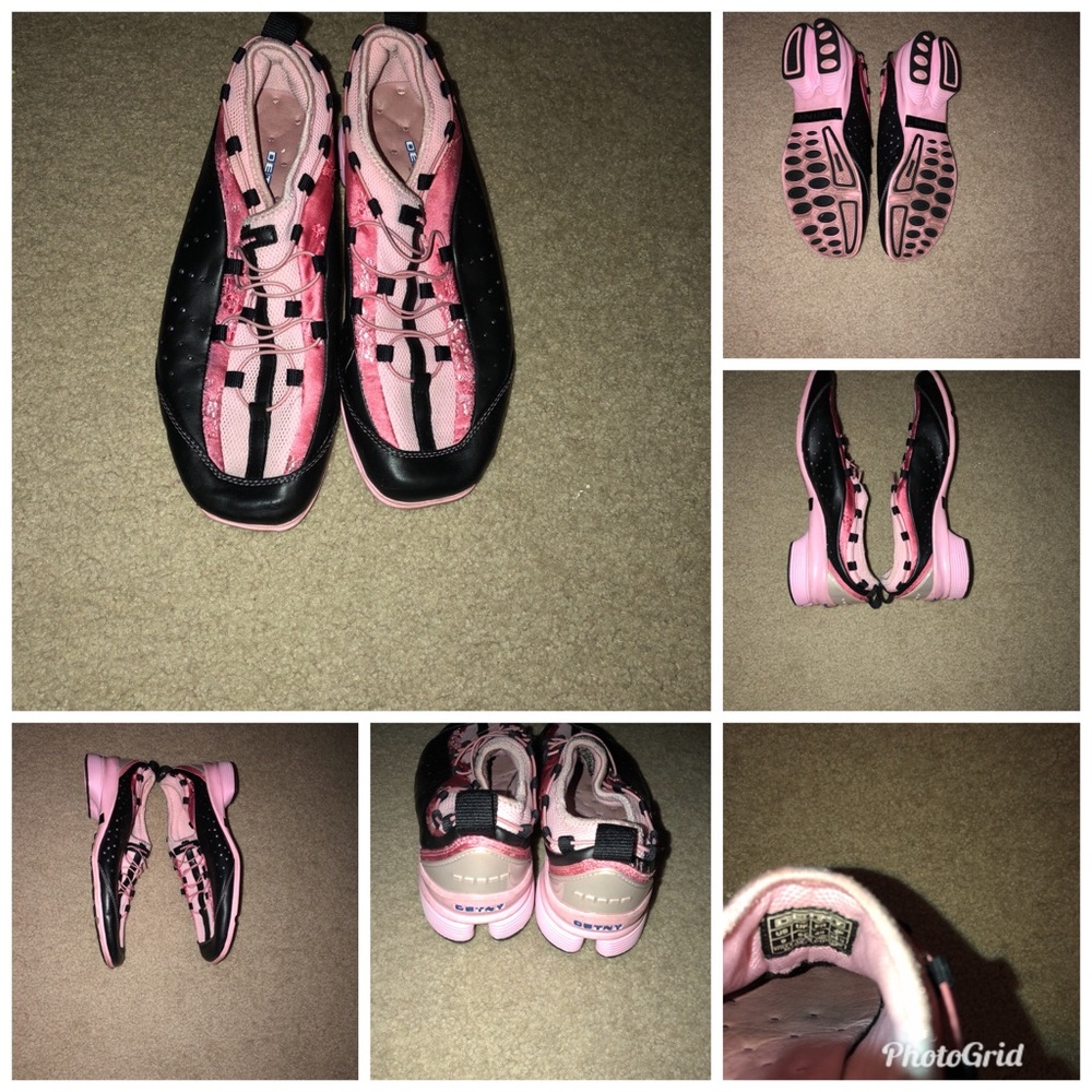 Women’s shoes